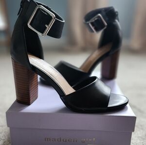 Madden Girl Black Block Heel Sandals